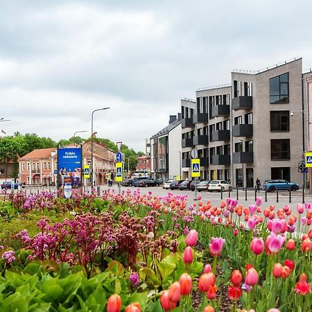 Luxurious Kaunas Basilica Apartment In Old Town By Urban Rent Екстериор снимка