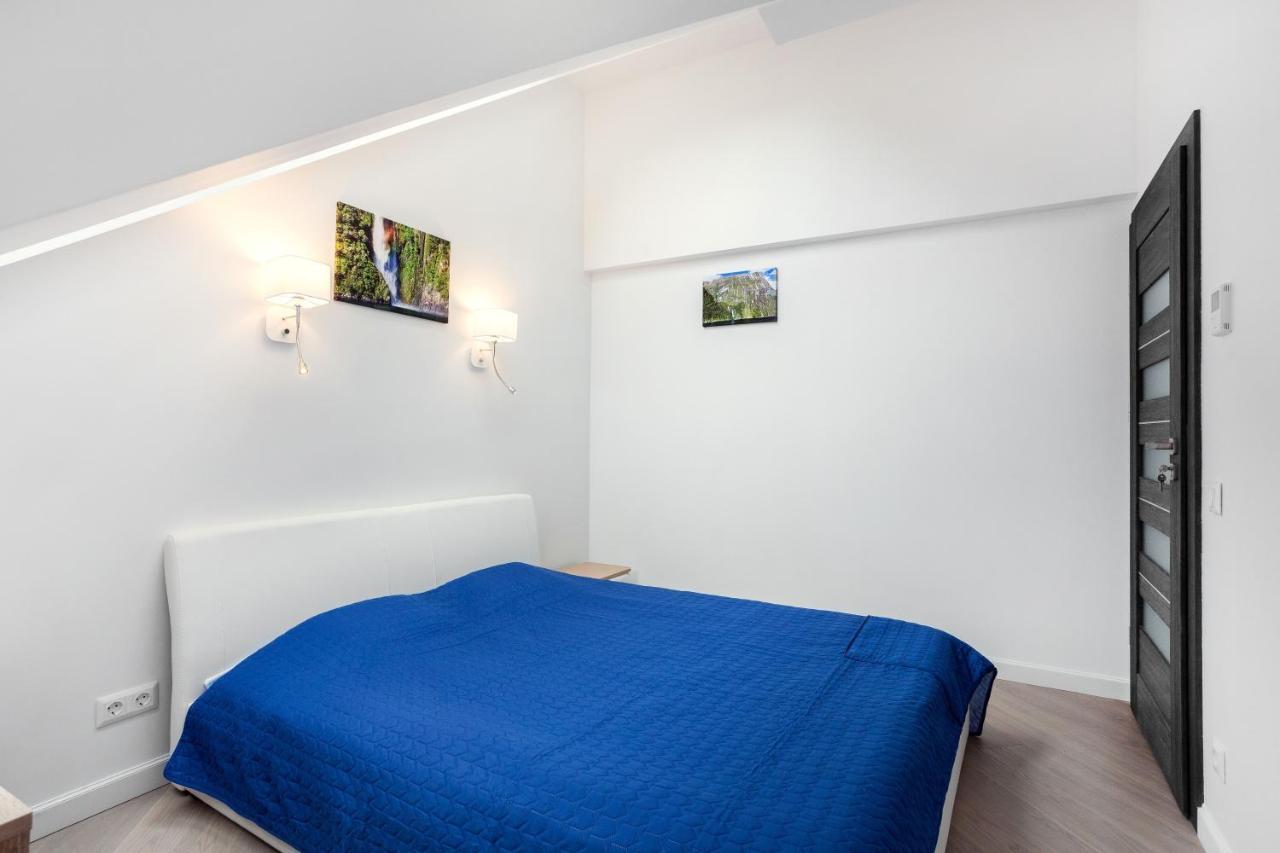 Luxurious Kaunas Basilica Apartment In Old Town By Urban Rent Екстериор снимка