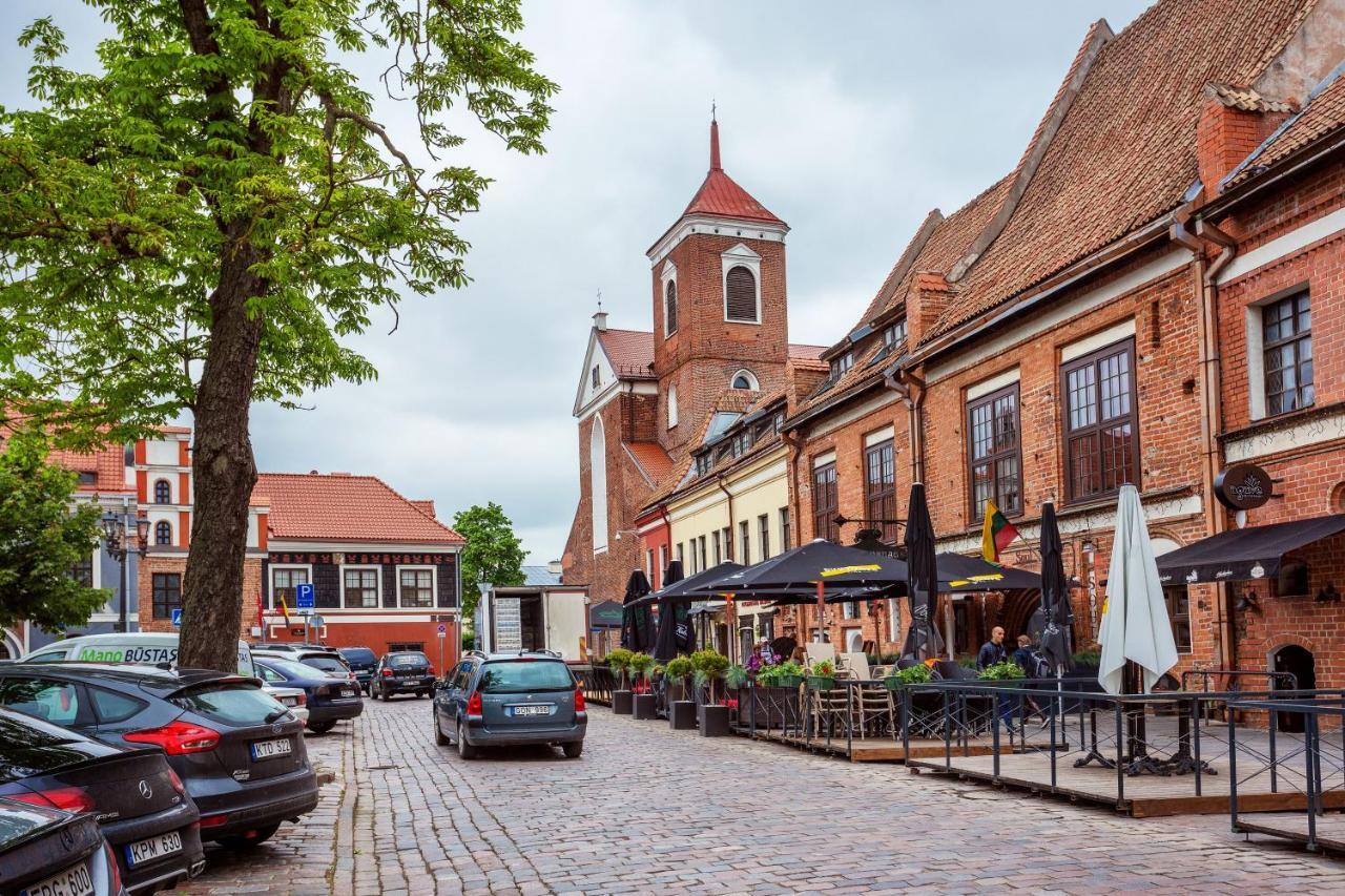 Luxurious Kaunas Basilica Apartment In Old Town By Urban Rent Екстериор снимка