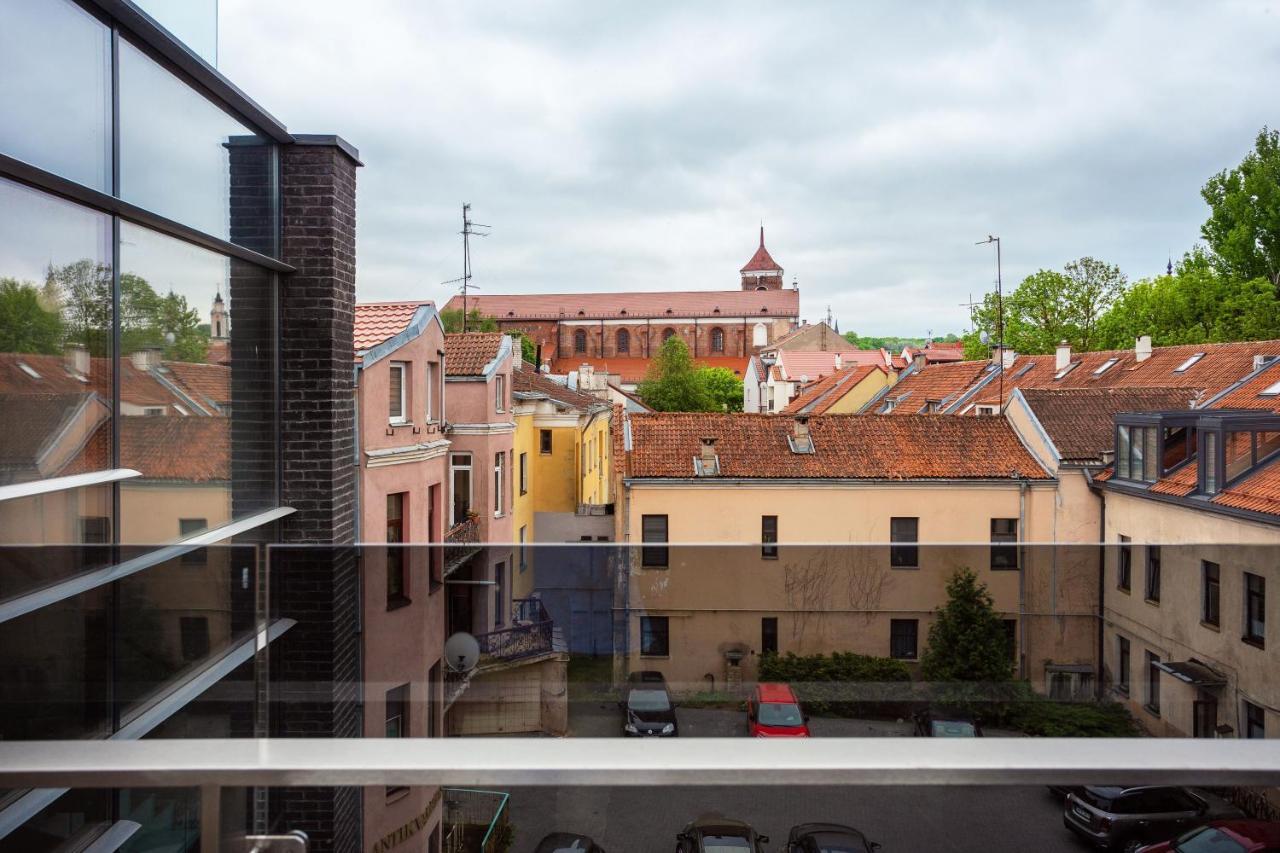 Luxurious Kaunas Basilica Apartment In Old Town By Urban Rent Екстериор снимка